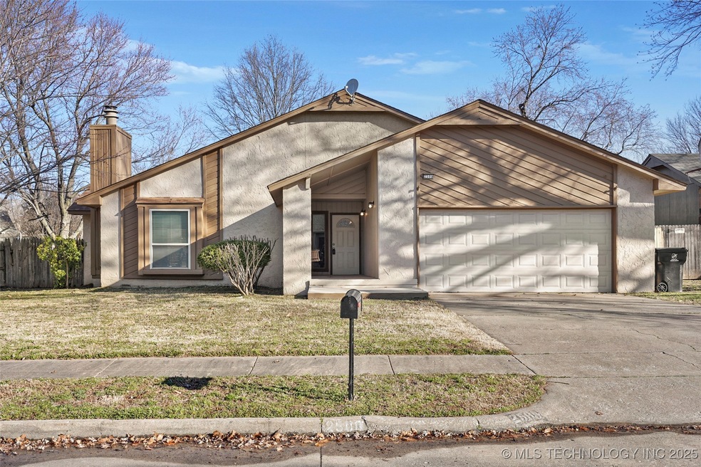 2508 W Canton Place, Broken Arrow, OK 74012 - photo 1
