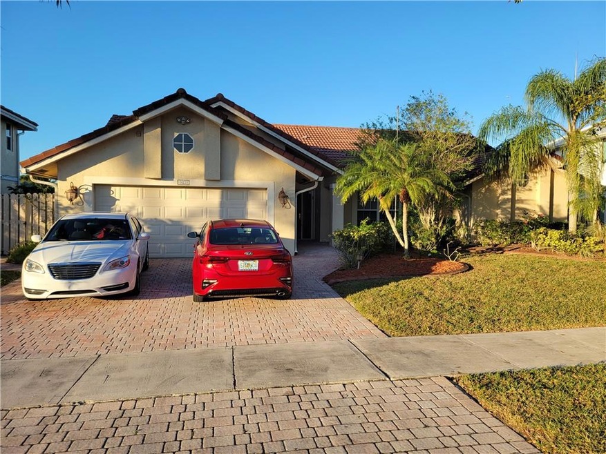 14231 Appalachian Trail, Davie, FL 33325 - photo 1