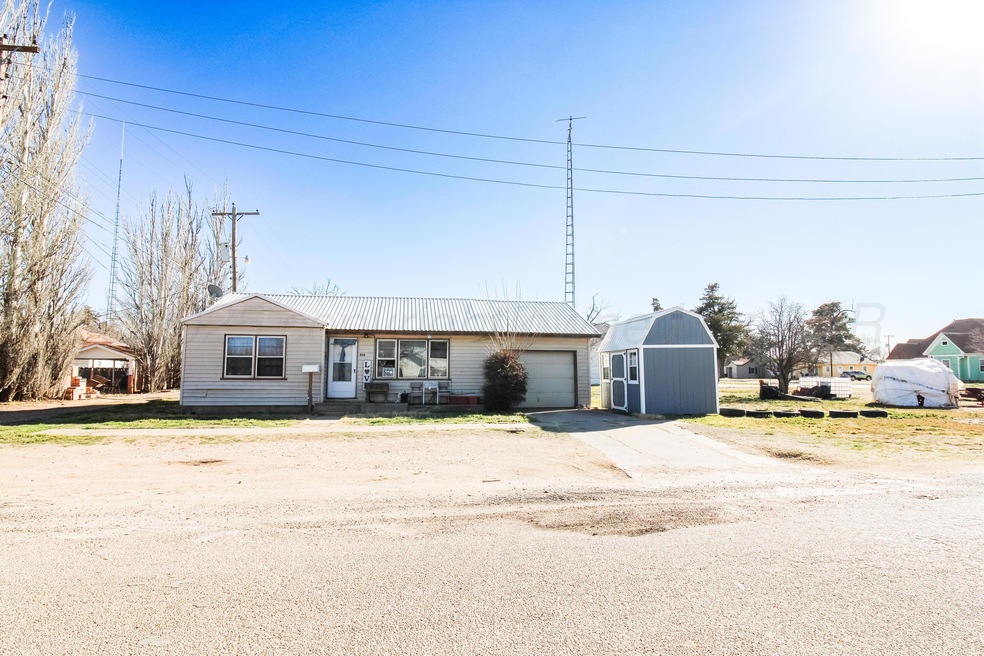213 NW 4th