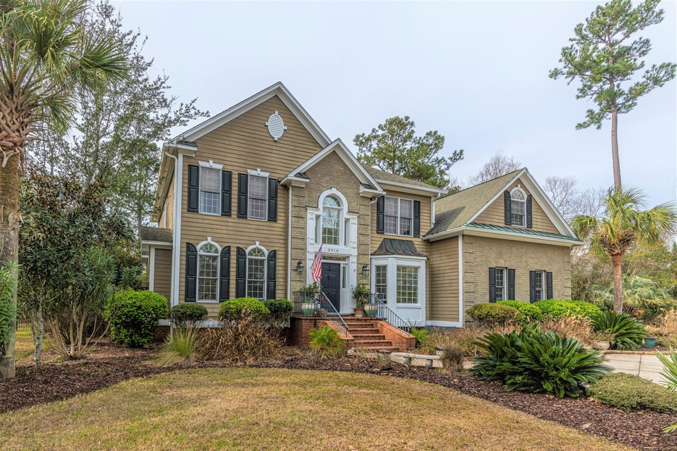 3910ColVanderhorstCir01