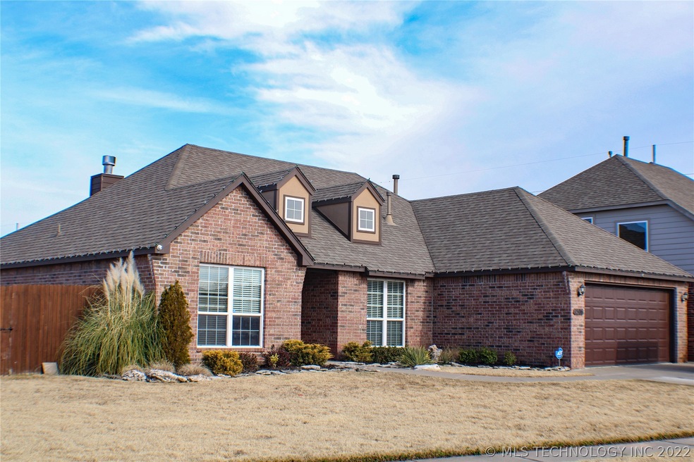 1506 W Charleston Place, Broken Arrow, OK 74011 - photo 1