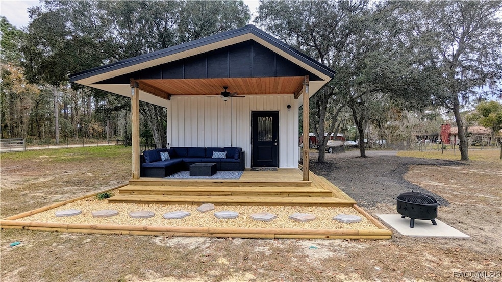 5652 W Nobis Cir, Homosassa, FL 34448 - photo 1