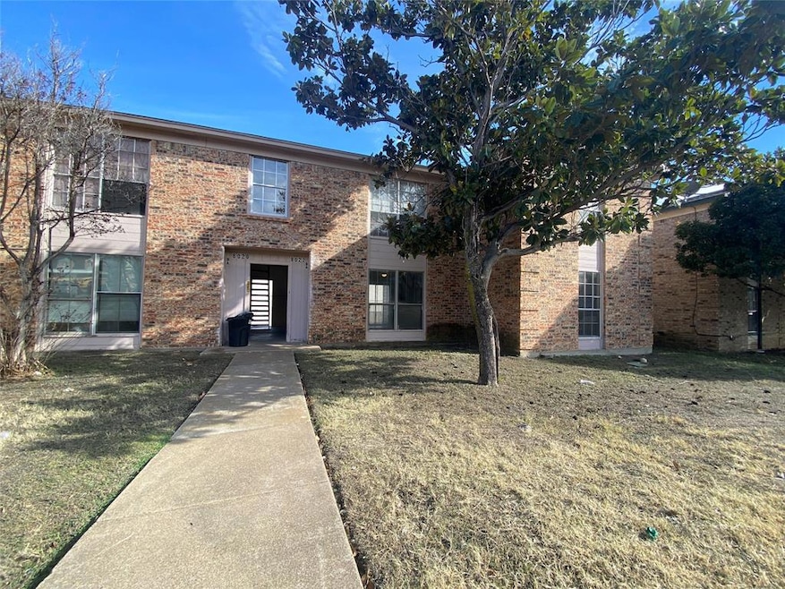 8022 Cambridge Cir unit A, White Settlement, TX 76108 - photo 1