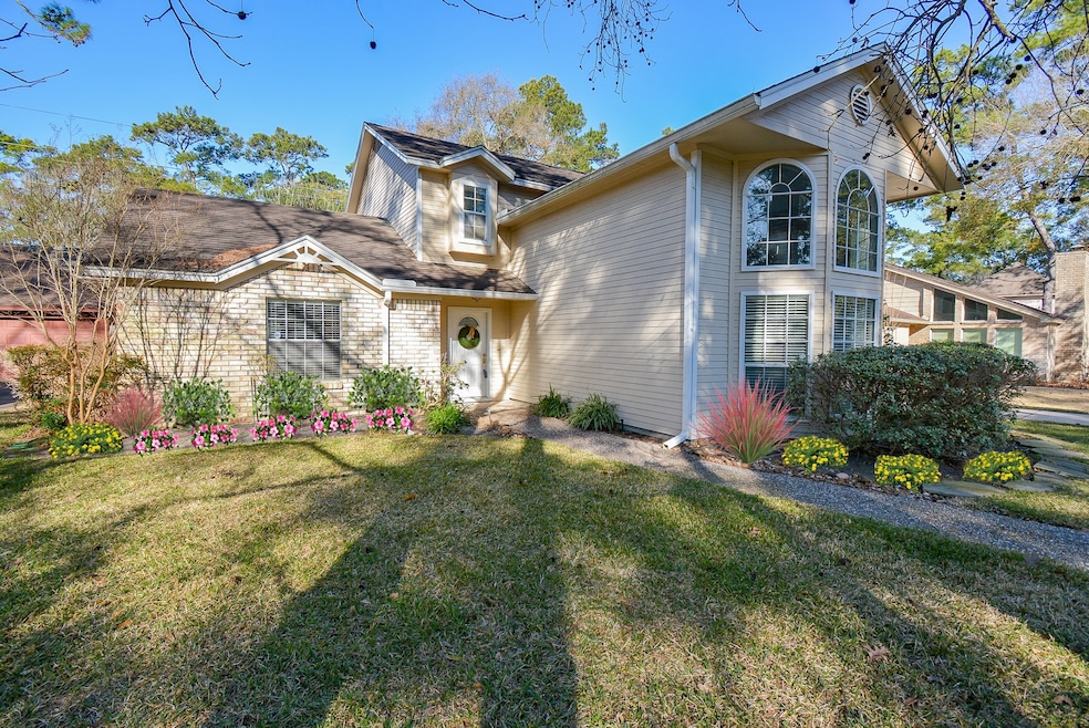 14903 Oak Bluff Ct, Houston, TX 77070 - photo 1