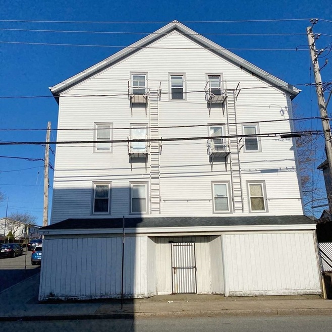 913 Rodman St unit 3S, Fall River, MA 02721 - photo 1