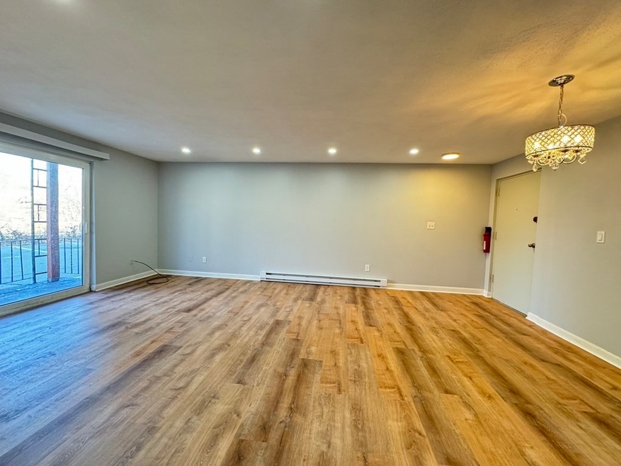 54 Fountain Ln unit 5, South Weymouth, MA 02190 - photo 1