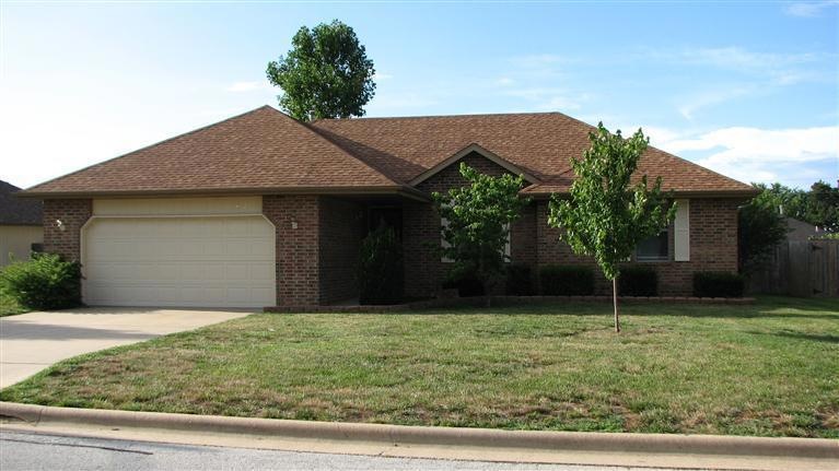 407 Slim Wilson Blvd, Nixa, MO 65714 - photo 1