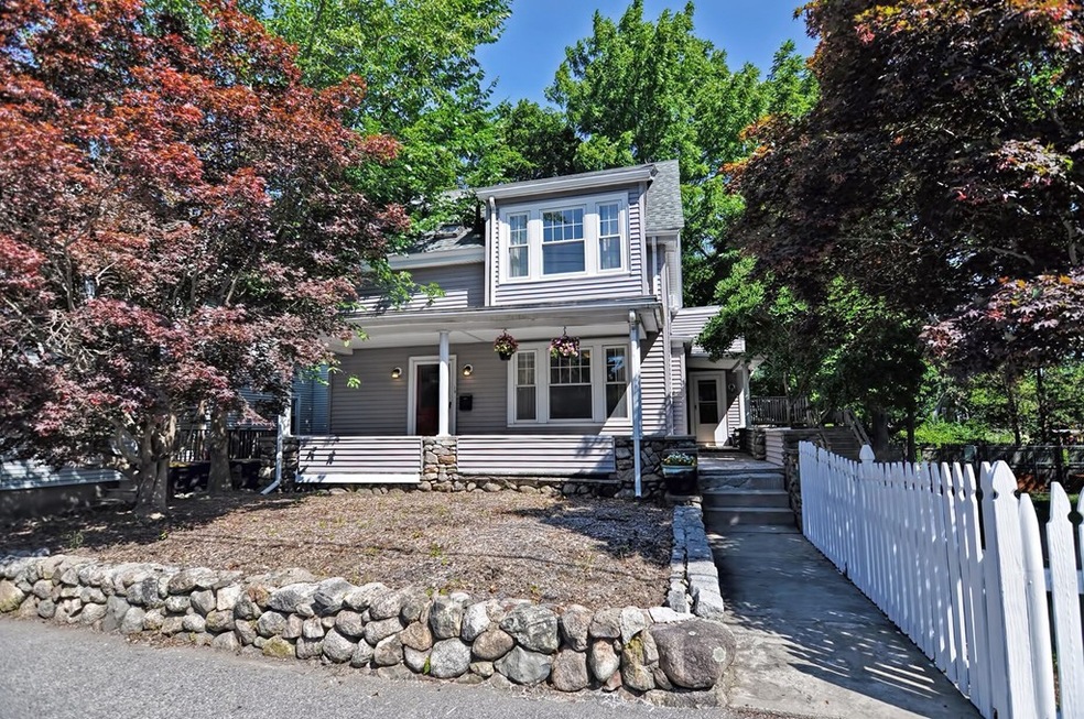 19 Sterling St, Weymouth, MA 02188 - photo 1