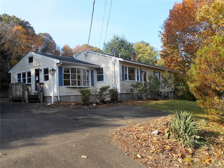 694 Laurel St, East Haven, CT 06512 - photo 1