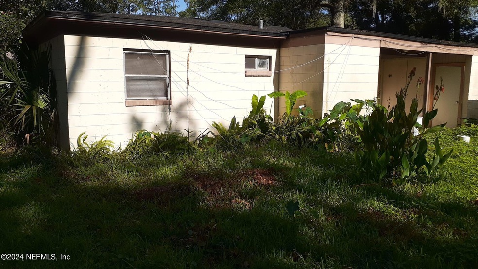 1135 Lake Shore Blvd unit 1137, Jacksonville, FL 32205 - photo 1