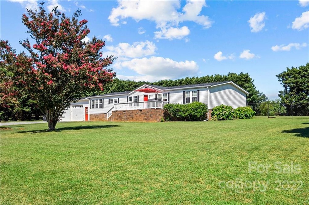Do you want to call this home? 526 Bethlehem Road