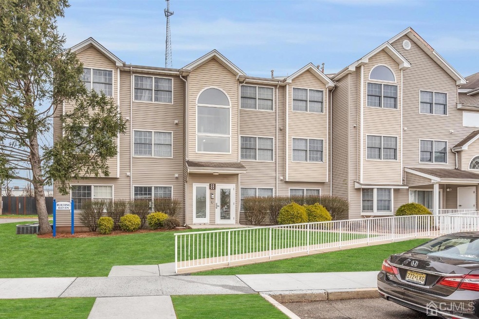 1119 Edpas Rd, New Brunswick, NJ 08901 - photo 1