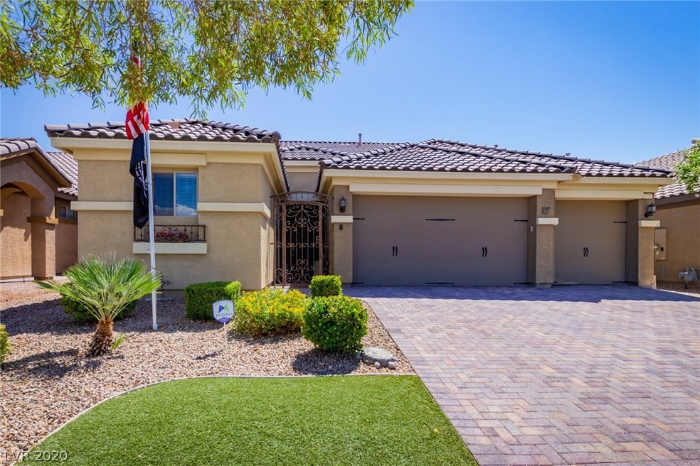 Beautifully landscaped exterior- easy to maintain!