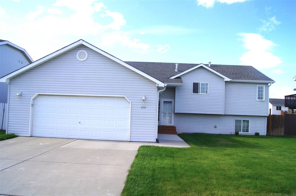 515 E Norma Lee Ave, Medical Lake, WA 99022 - photo 1