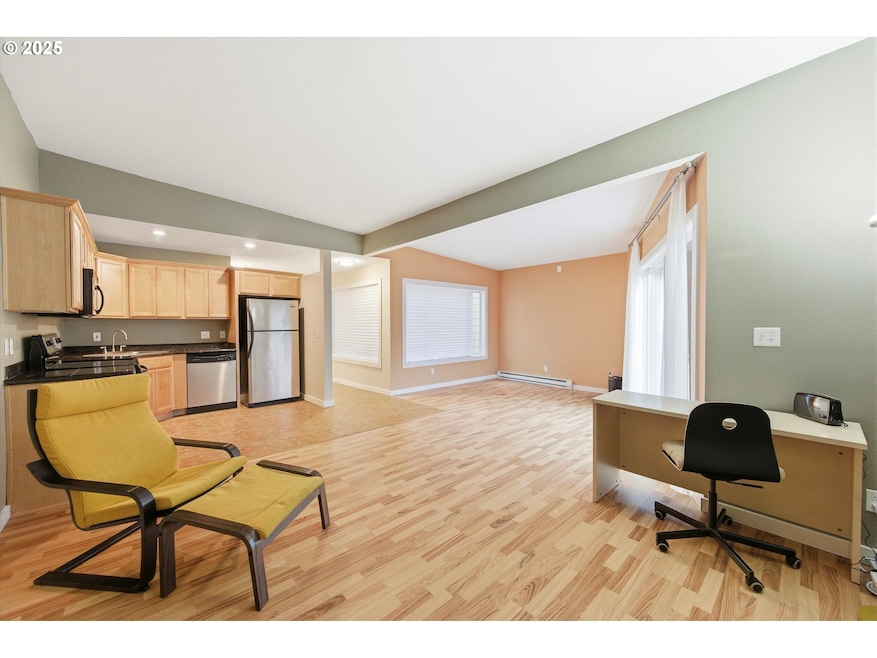 6220 SW Capitol Hwy unit 8, Portland, OR 97239 - photo 1