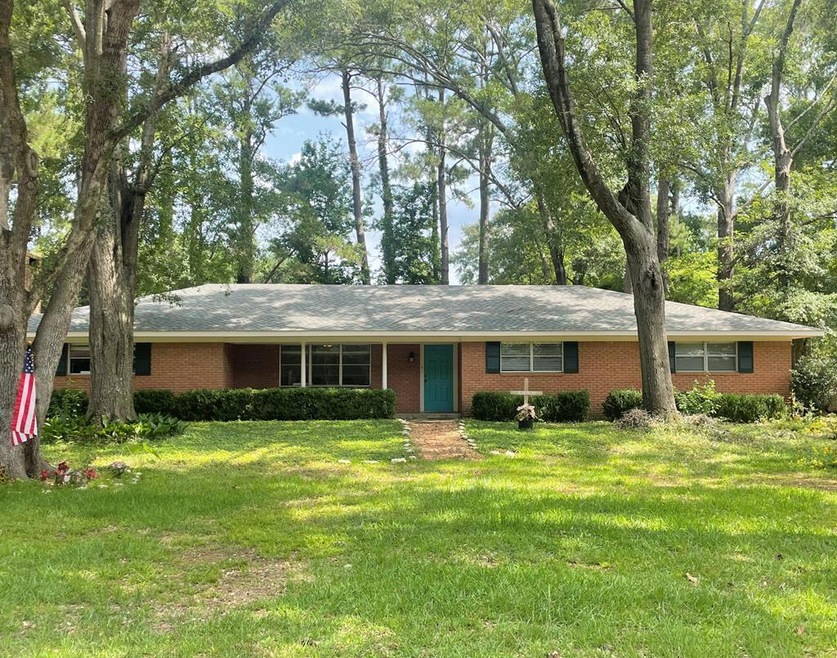 621 Norma St, Nacogdoches, TX 75965 - photo 1