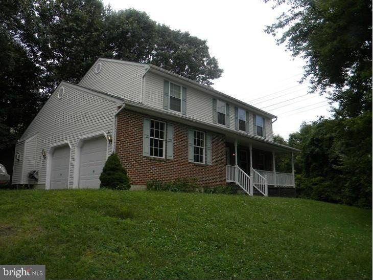 1195 Hillside Rd, Pasadena, MD 21122 - photo 1