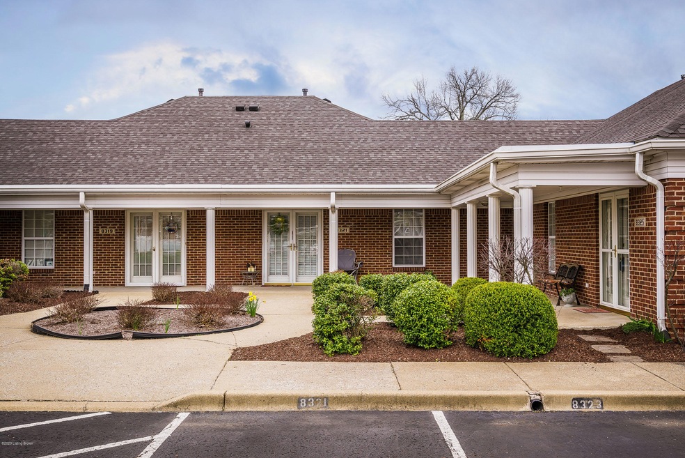 8305 Juanita Goins Ct, Louisville, KY 40228 - photo 1