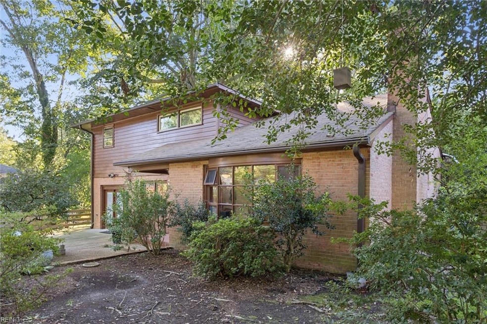 Under Contract $365,000 • Co-Listing Agent