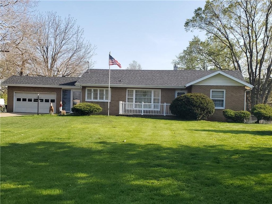 2400 Stanton Ave, Des Moines, IA 50321 - photo 1