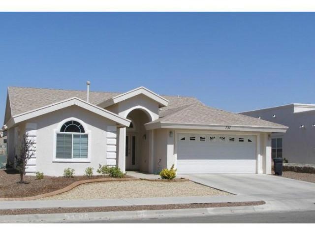 737 Desert Silver Dr, Horizon City, TX 79928 - photo 1