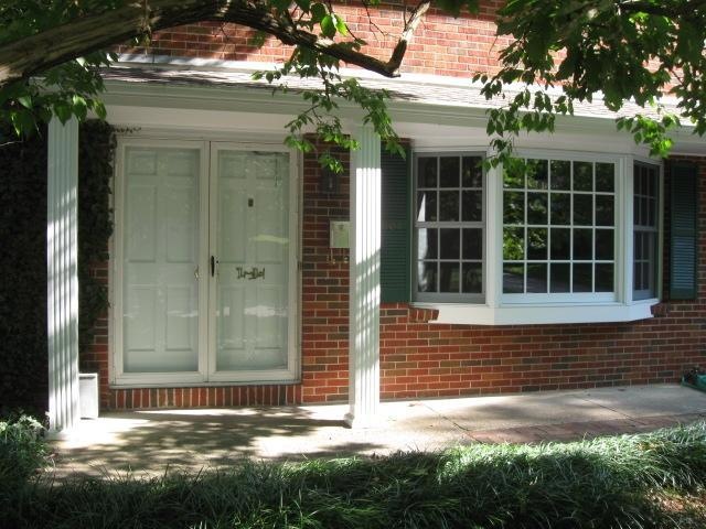 Front elevation with bay window