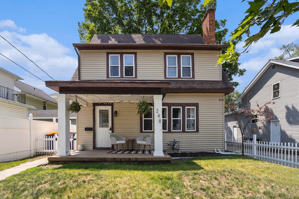 Front of Home2