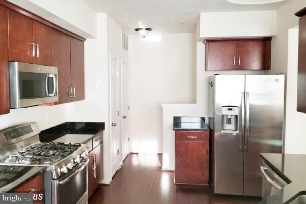 25251 Laureldale Terrace, Chantilly, VA 20152 - photo 1