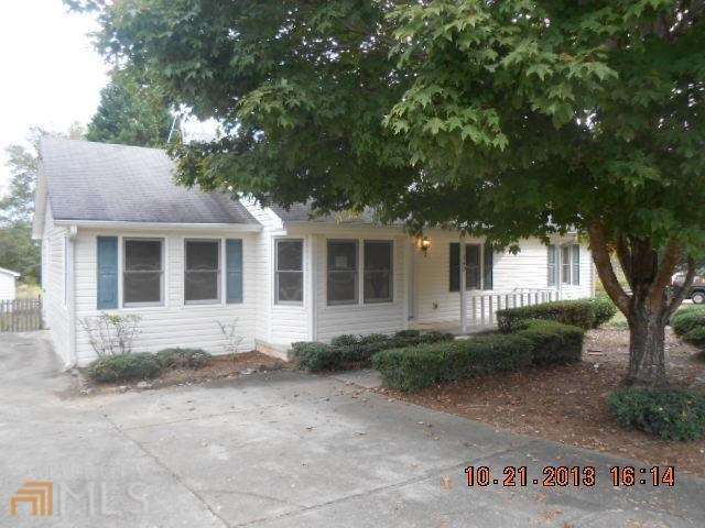 140 Calhoun Rd, Griffin, GA 30224 - photo 1