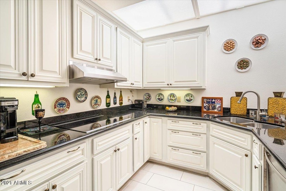 10-Kitchen
