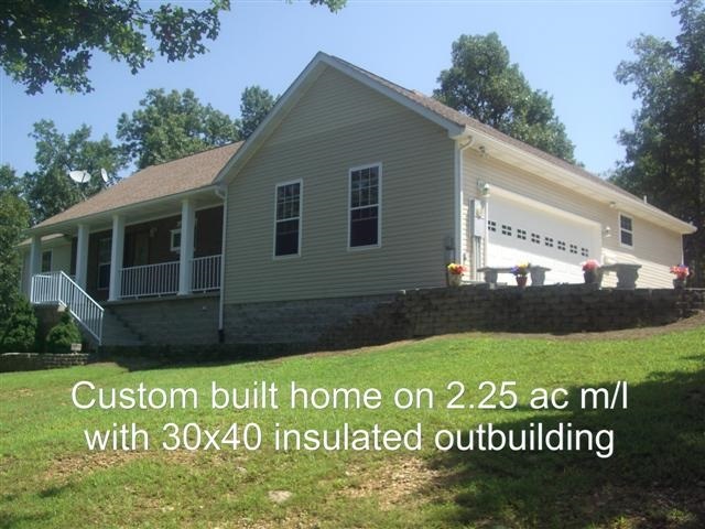 1017 Leatherstocking Trail, Mountain Home, AR 72653 - photo 1