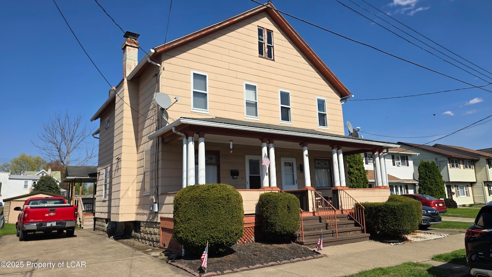 271-273 Walnut St, Luzerne, PA 18709 - photo 1