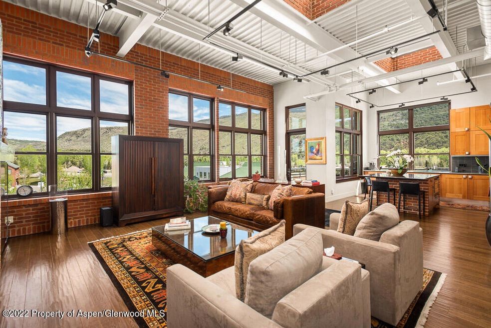 231Robinson#325_WEB_22051112