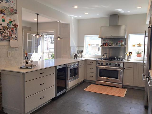 1565 Grenoble Rd, Columbus, OH 43221 - photo 1