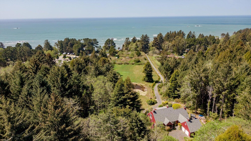 01-3535 Patricks Point Drive-101