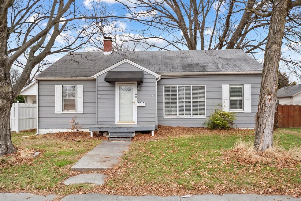 108 W Apple St, Freeburg, IL 62243 - photo 1