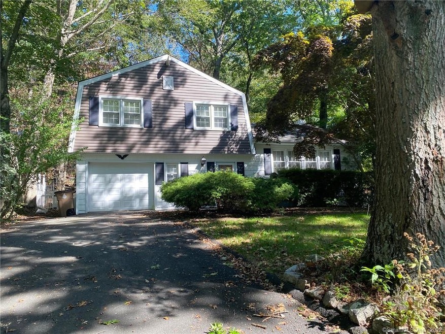 23 Hidden Brook Dr, Stamford, CT 06907 - photo 1