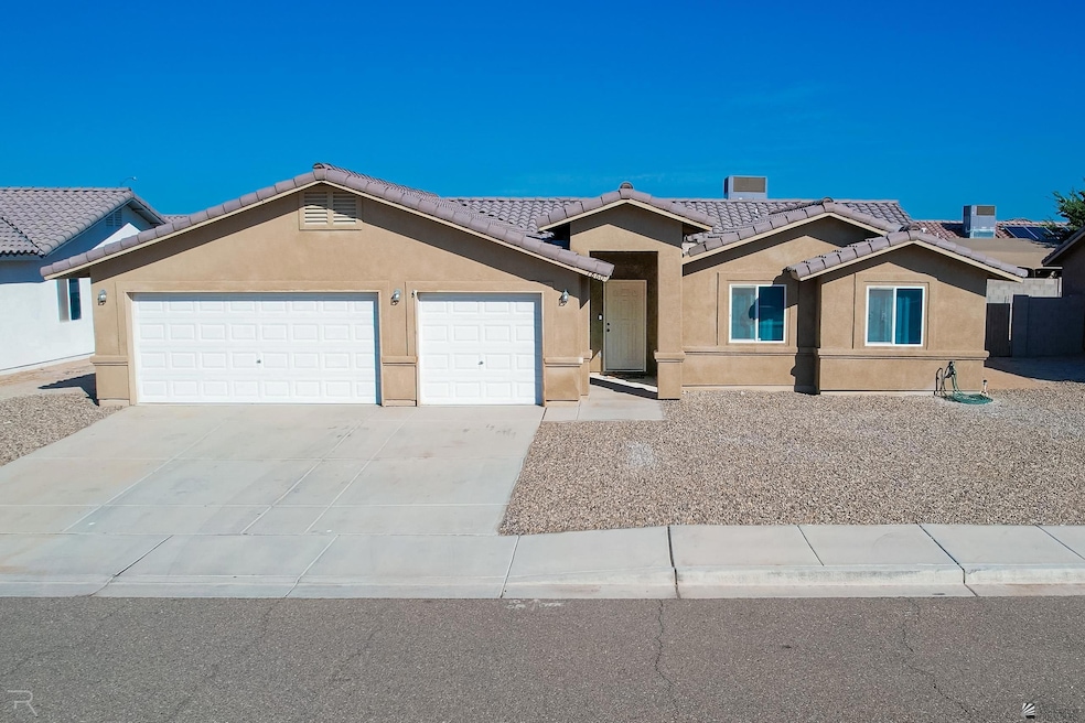 7860 E 43rd Place, Yuma, AZ 85365 - photo 1