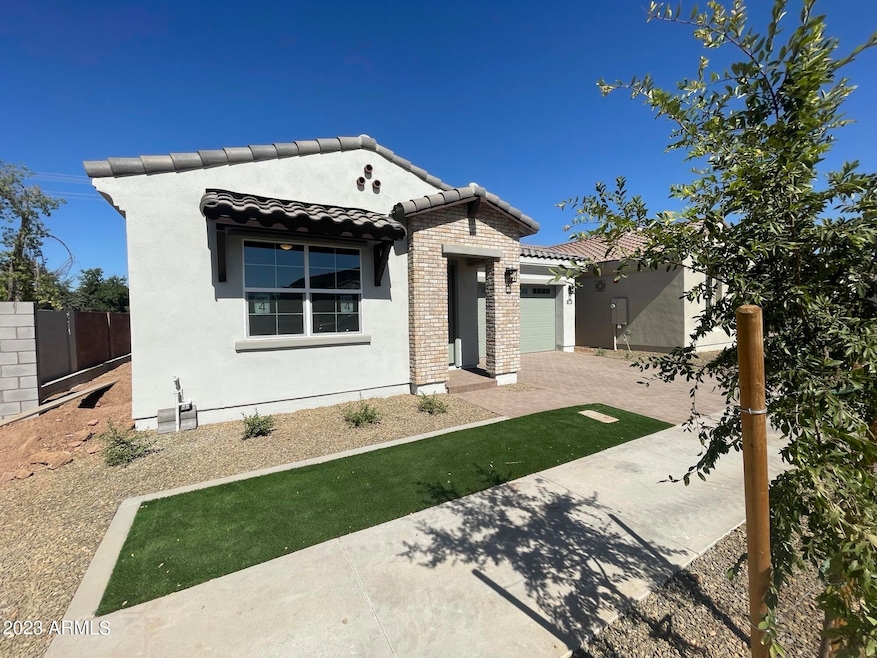 Lot 4 Exterior