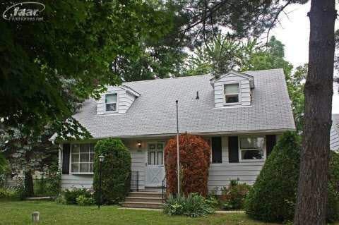 5091 Paro Dr, Flint, MI 48506 - photo 1