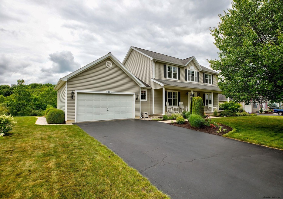 43 Rose Ln, Rensselaer, NY 12144 - photo 1