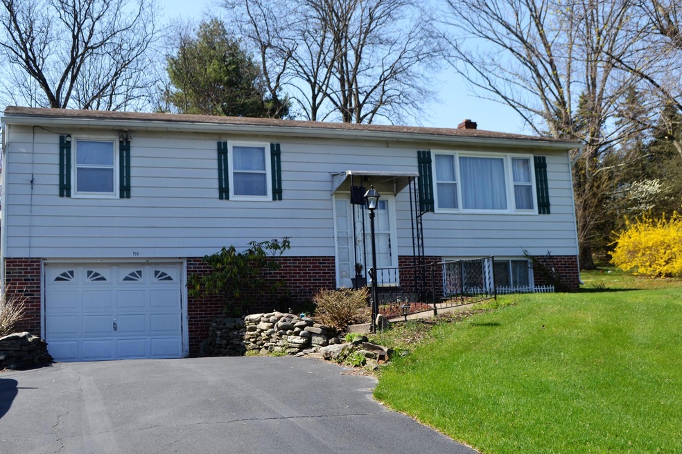 769 Mohawk Trail, Stroudsburg, PA 18360 - photo 1