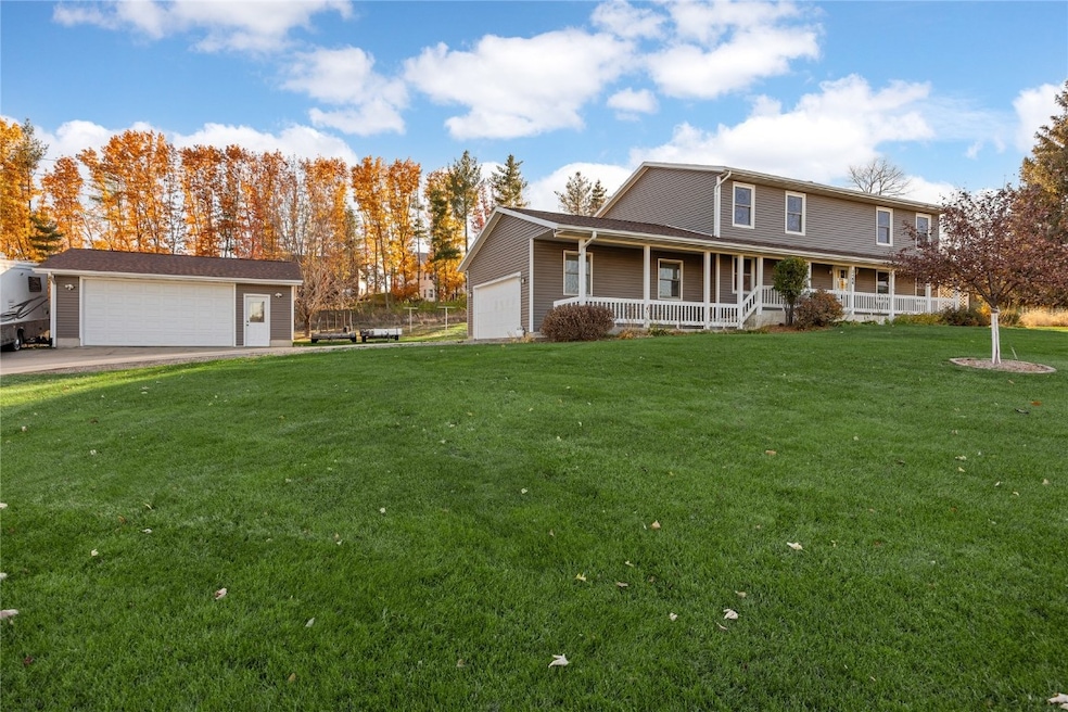 3466 Springer Ct, Cedar Rapids, IA 52411 - photo 1