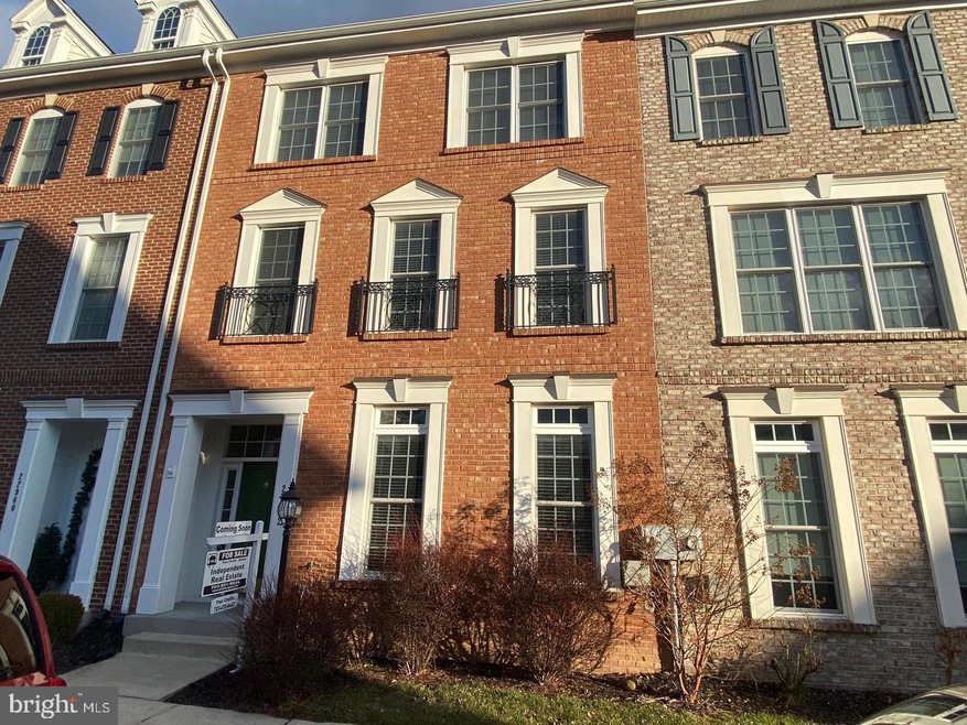 22962 Fanshaw Square, Ashburn, VA 20148 - photo 1