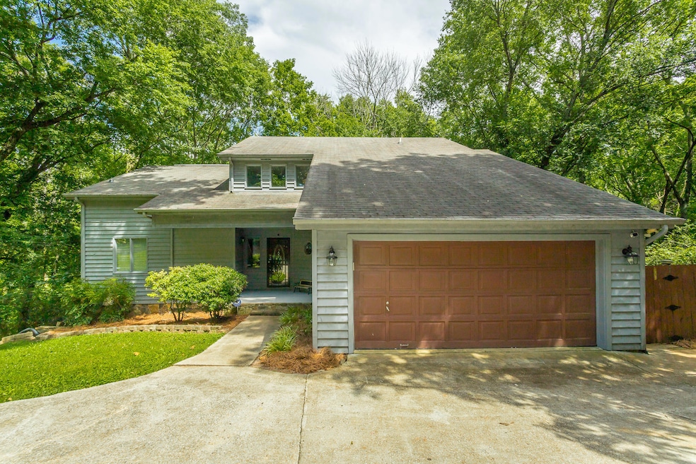 6330 Fairview Rd. HD-6
