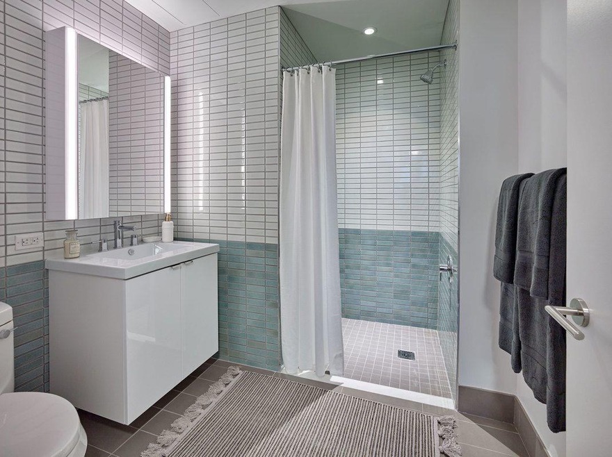 unlisted-address, New York, NY 10001 - photo 1