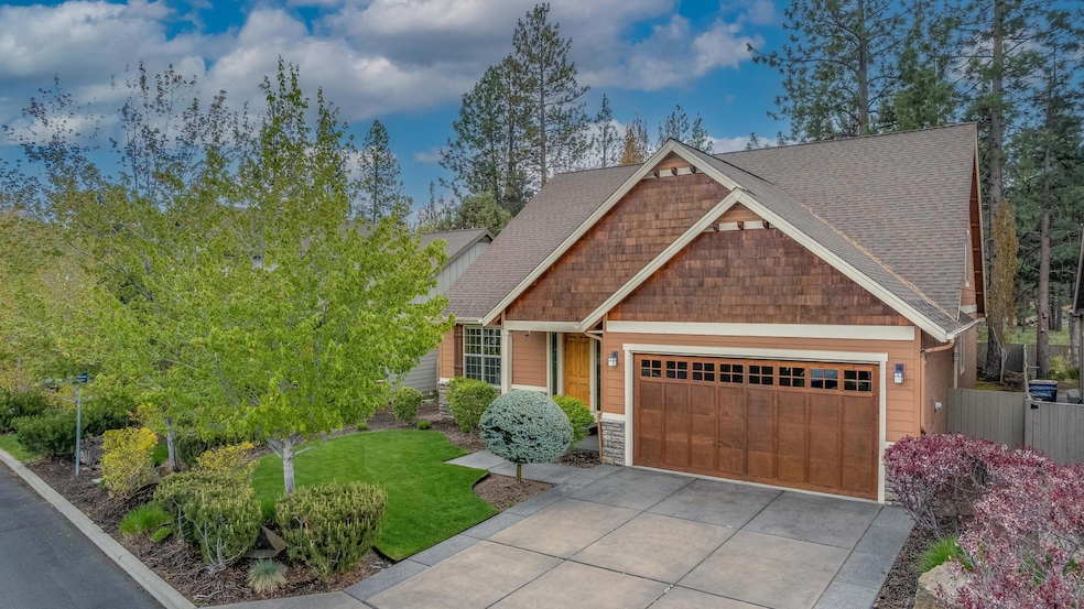 19501 Pond Meadow Ave, Bend, OR 97702 - photo 1