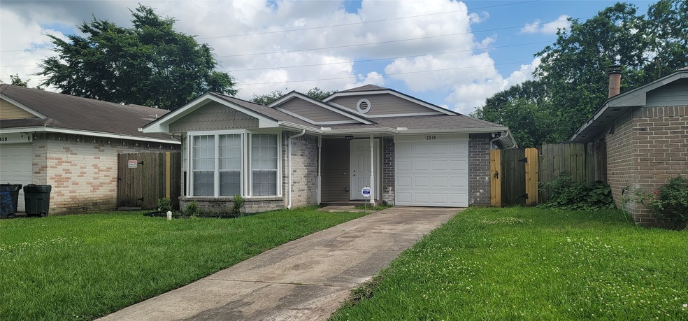 7315 Greenyard Dr, Houston, TX 77086 - photo 1
