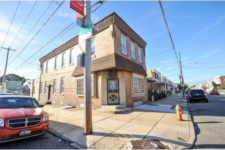 4497 Edgemont St, Philadelphia, PA 19137 - photo 1