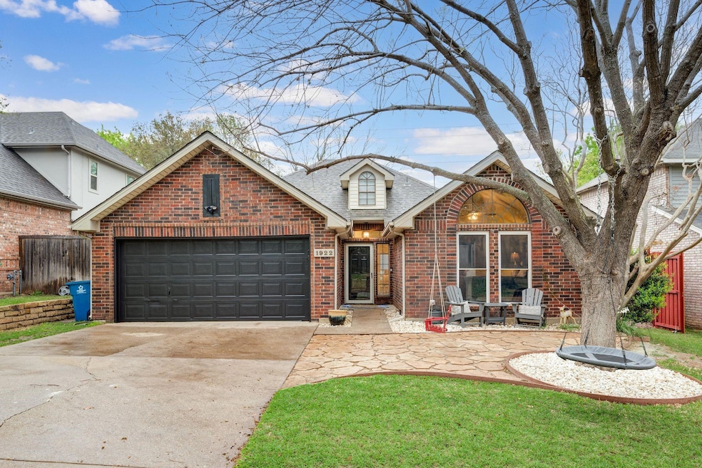 Welcome Home to 1922 Lilac Lane!